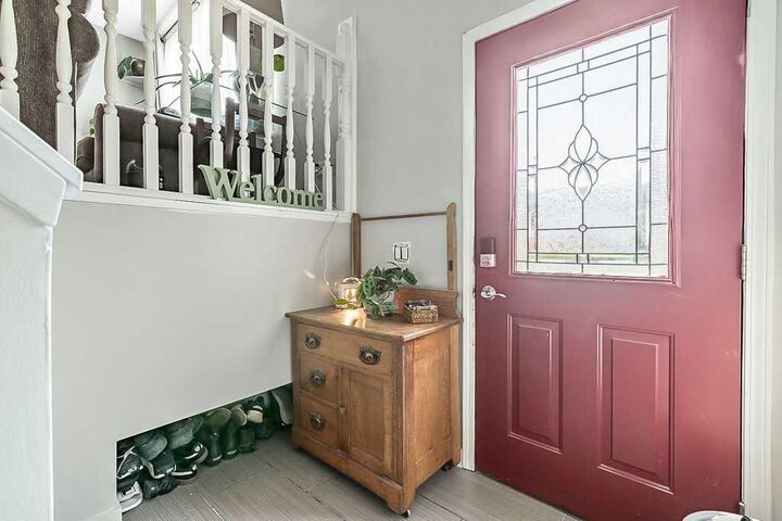Property Photo:  201 Robert Street SW  AB T0L 2A0 