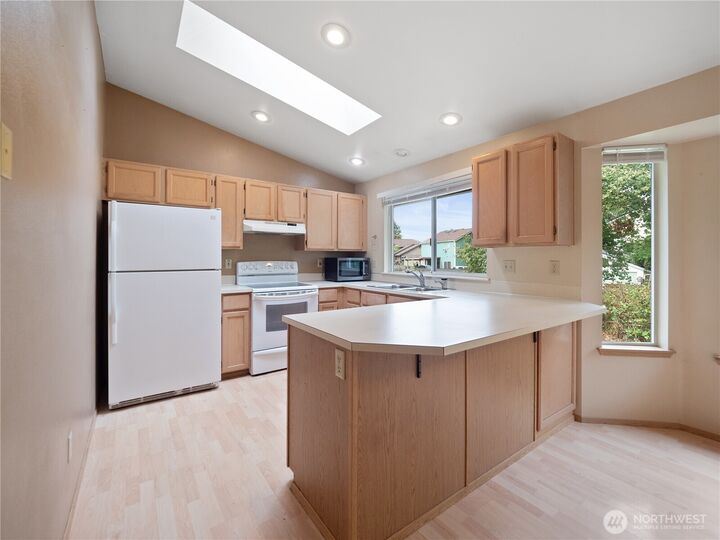 Property Photo: 204 Schmid Street WA 98022