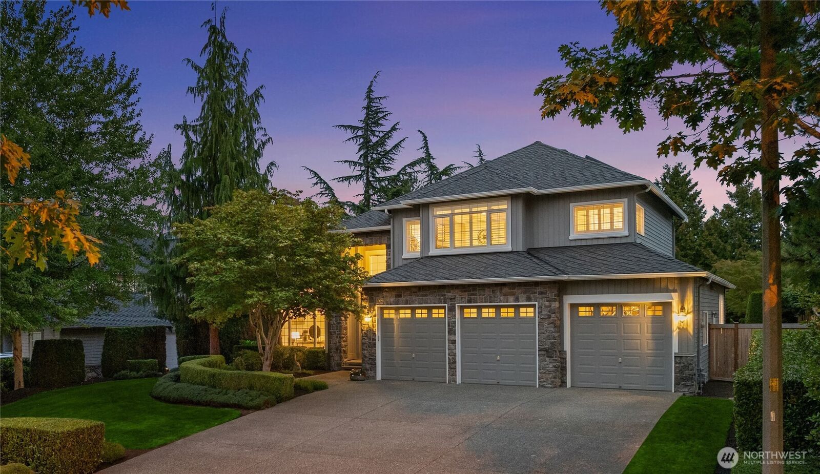 Property Photo: 1218 269th Avenue SE WA 98075