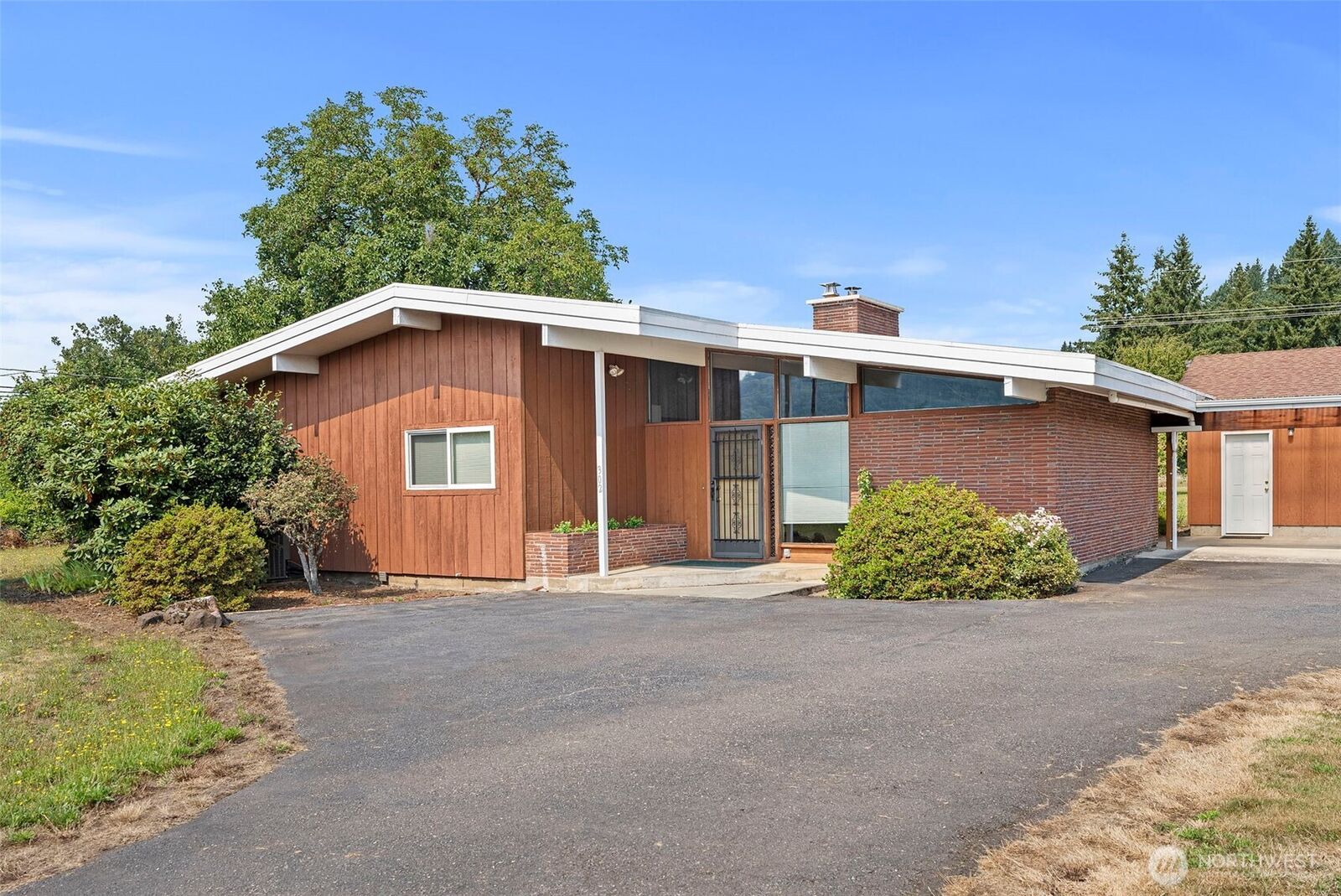 Property Photo:  302  Mossyrock Road W  WA 98564 