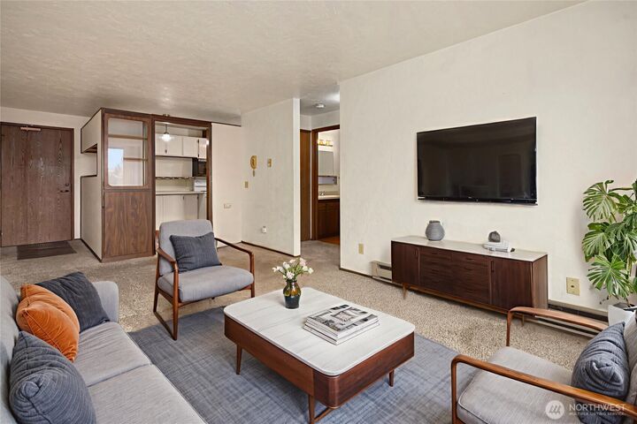 2100 N 106th Street 402  Seattle WA 98133 photo