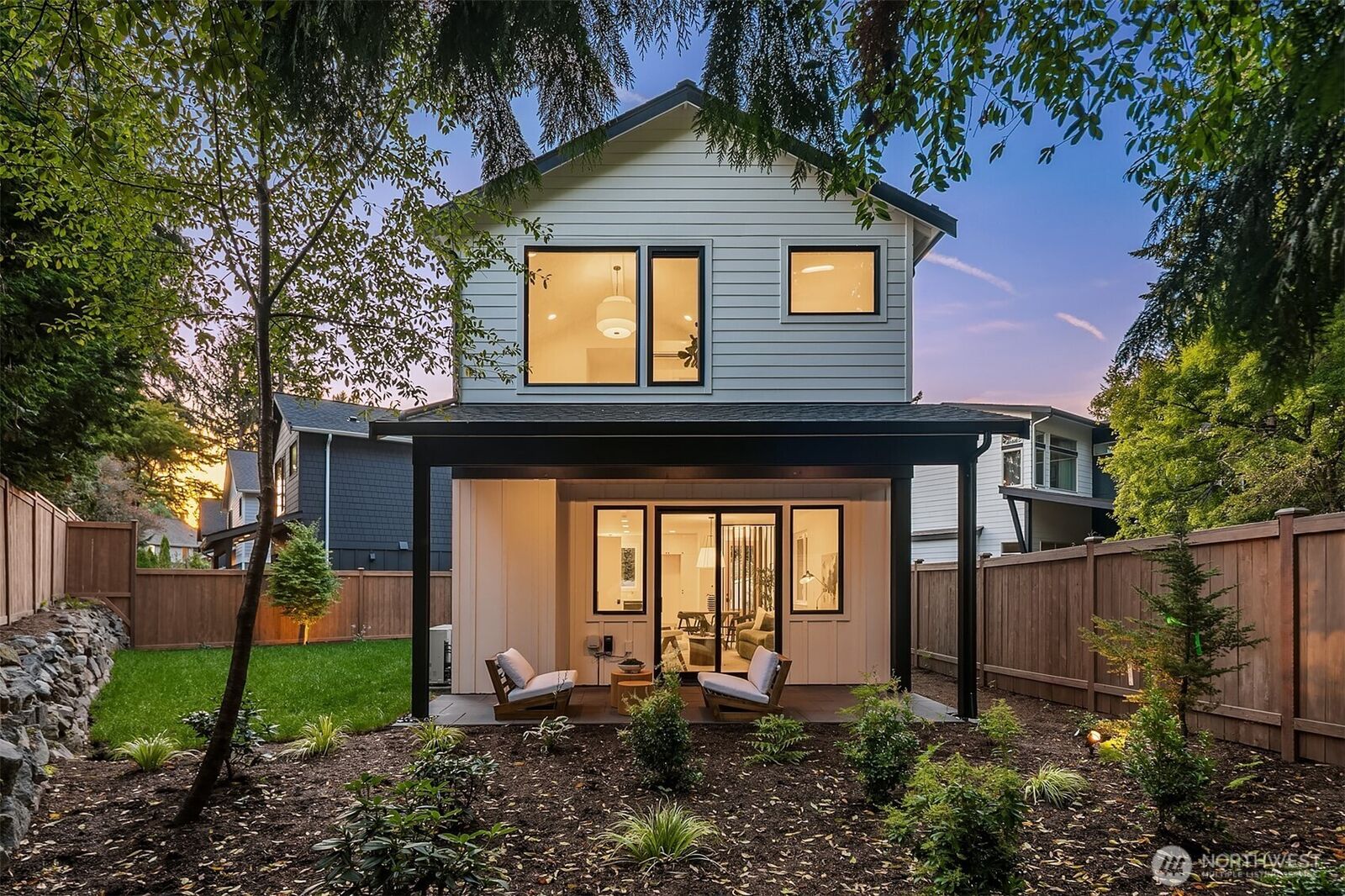 Property Photo: 7022 127th Avenue NE WA 98033