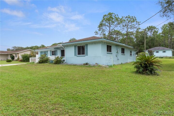 Property Photo:  4960 E Arbor Street  FL 34452 