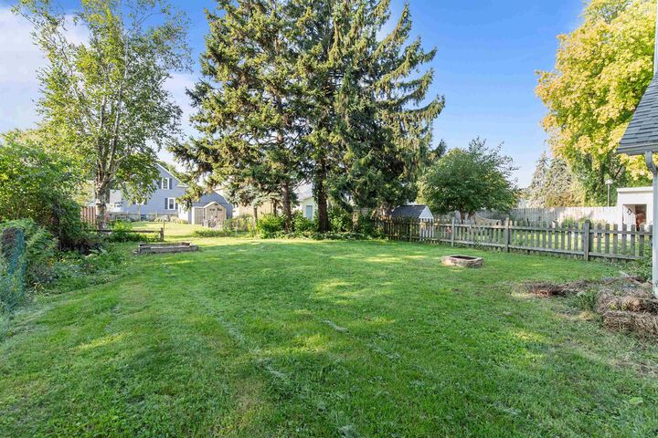 Property Photo:  1345 Waugoo Avenue  WI 54901 