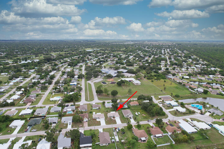 Property Photo: 1945 Sunrise Drive SW FL 32962