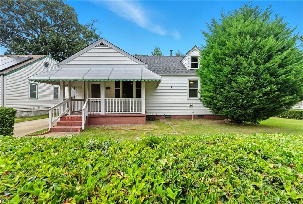 Property Photo:  1076 Dune St  VA 23503 