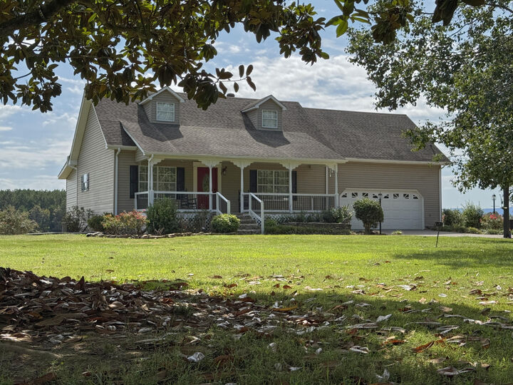 Property Photo: 2239 County Road 750 TN 37309