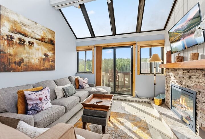 Property Photo: 601 Village Road 501 CO 80424