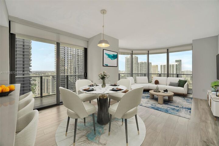 Property Photo:  801 S Miami Ave 2909  FL 33130 