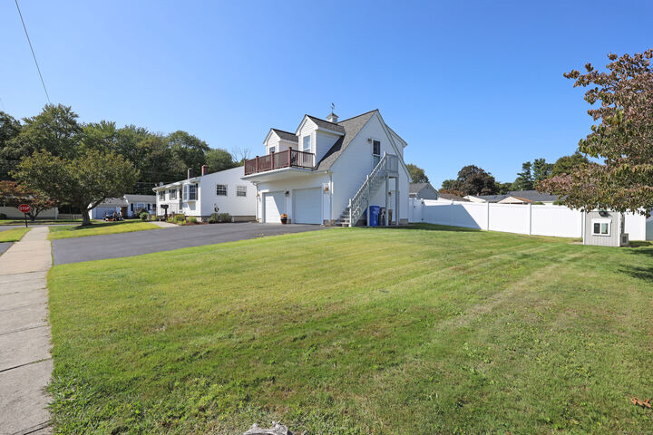 Property Photo:  49 Lincoln Street  CT 06062