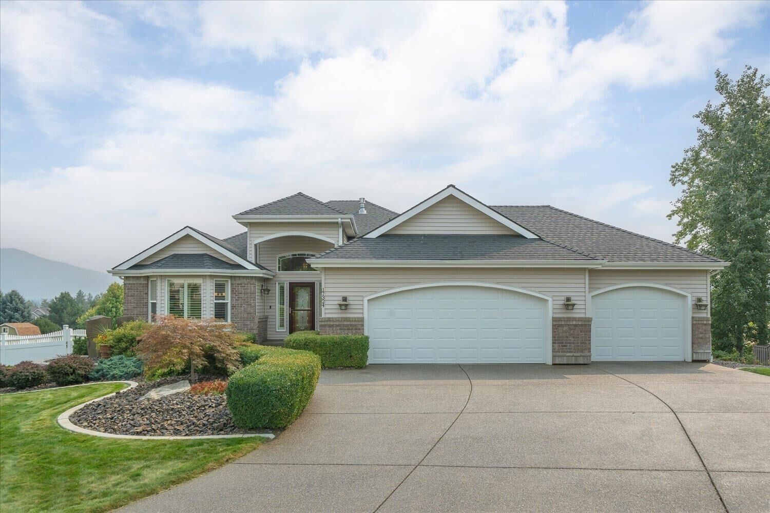 Property Photo:  17324 E Galaxy Ln  WA 99016 