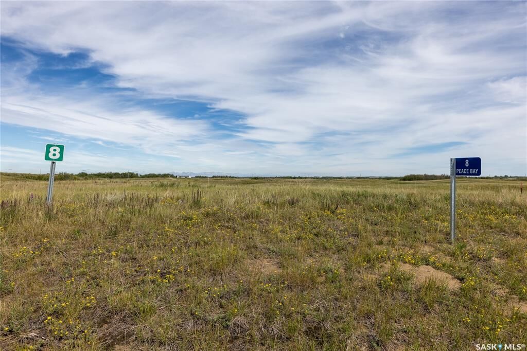 Property Photo:  8 Rural Address  SK S7K 4E2 