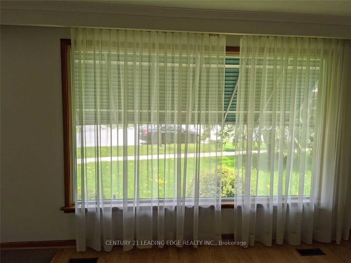 Property Photo: 147 Pandora Circle Upper ON M1H 1V8