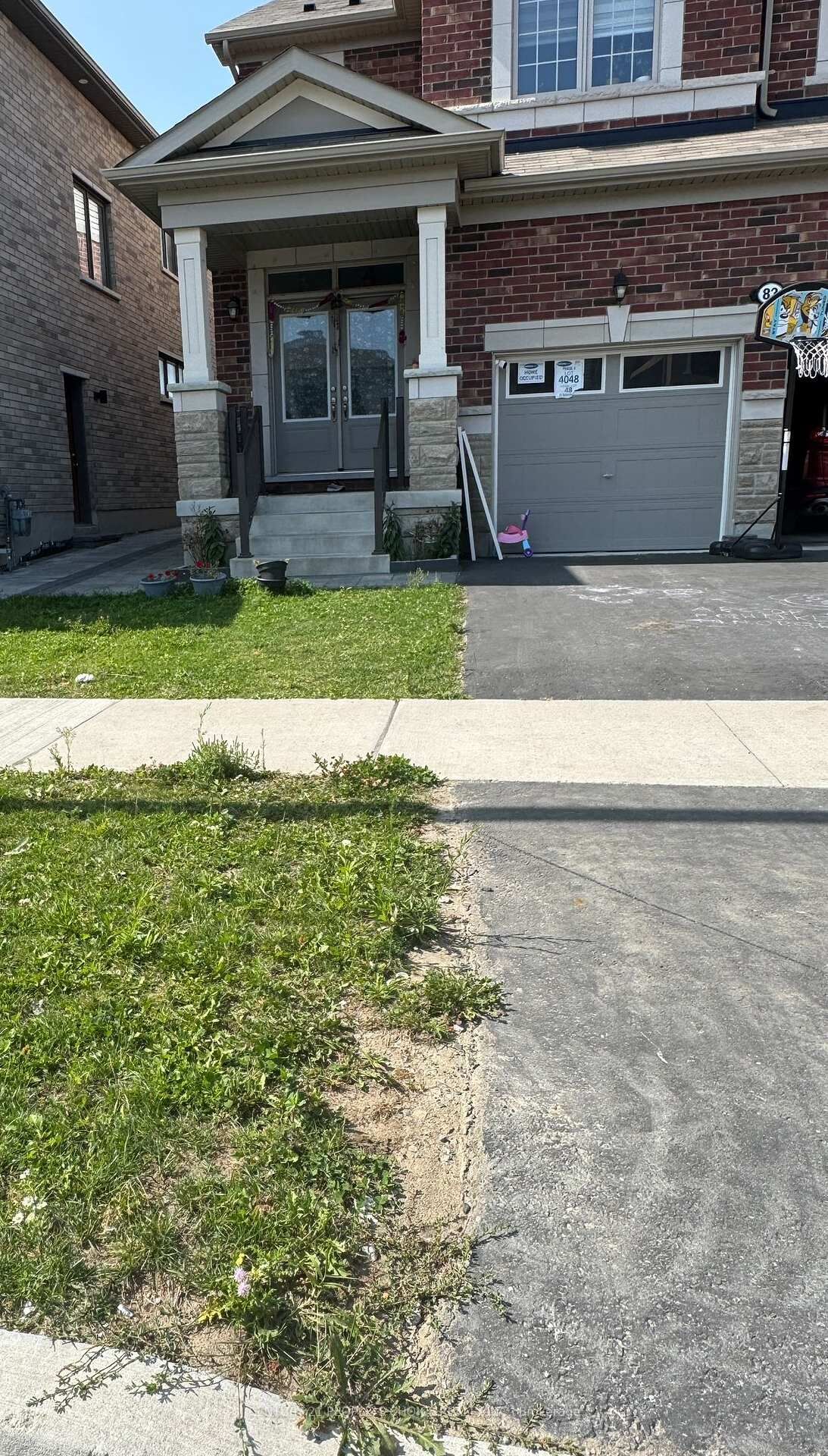 Property Photo:  83 Barkerville Drive Bsmt  ON L1P 0L8 