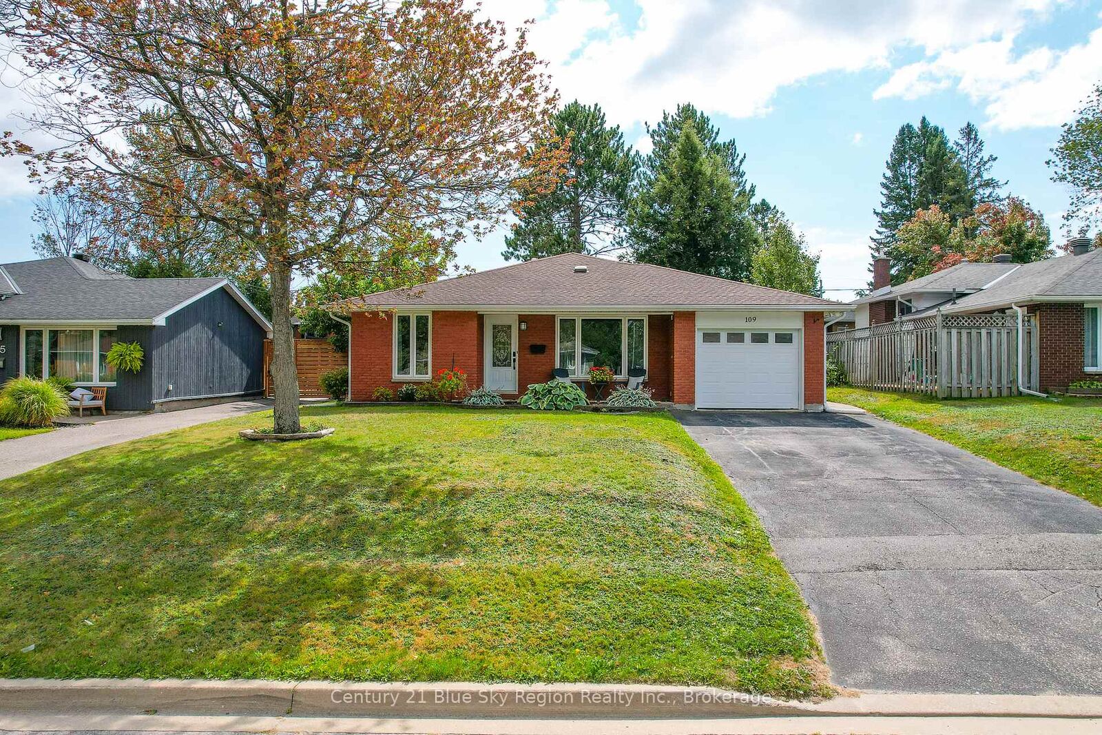 Property Photo: 109 Macbeth Crescent ON P1B 7X7