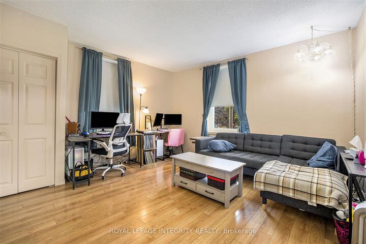 Property Photo:  112,114 Clarence Street  ON K0G 1K0 