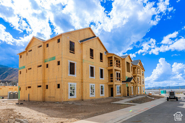 Property Photo:  709 W 4500 S N203  UT 84664 