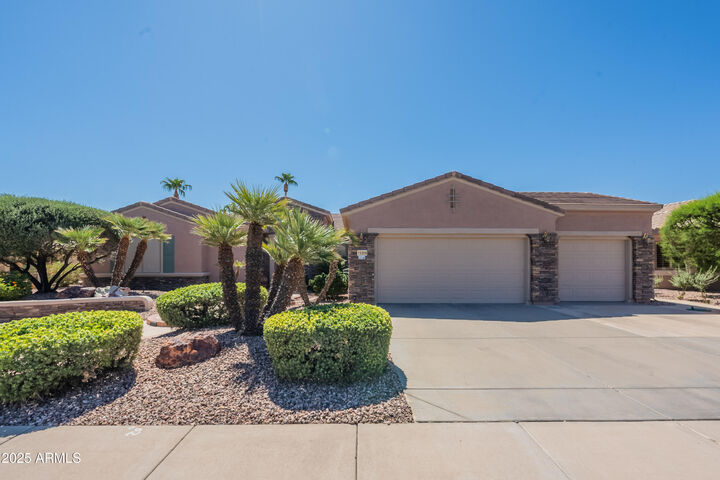 Property Photo: 15309 W Summerwind Lane AZ 85374