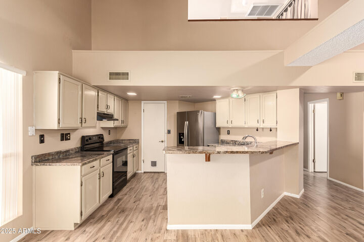 Property Photo:  734 N Criss Street  AZ 85226 