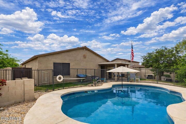 Property Photo: 1626 E Dust Devil Drive AZ 85143