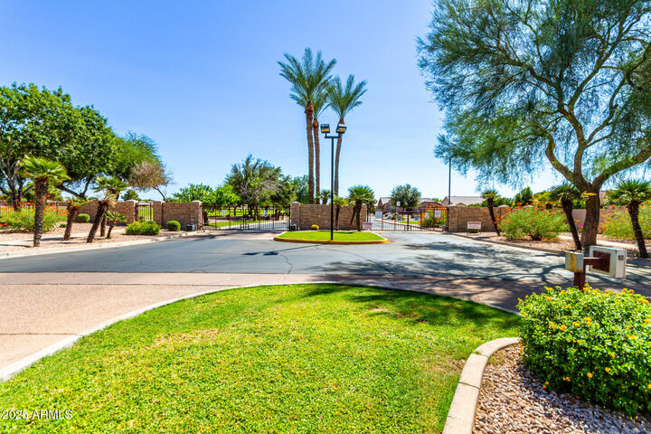 Property Photo:  6050 S Windstream Place  AZ 85249 