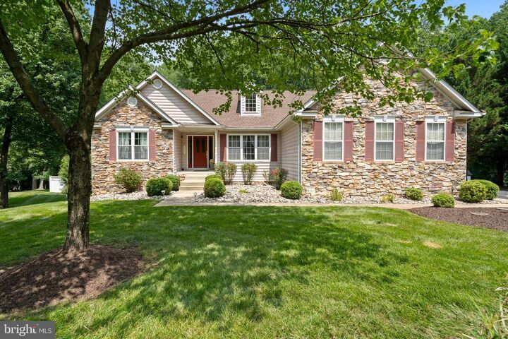 Property Photo:  9555 Hawksbury Place  MD 20646 