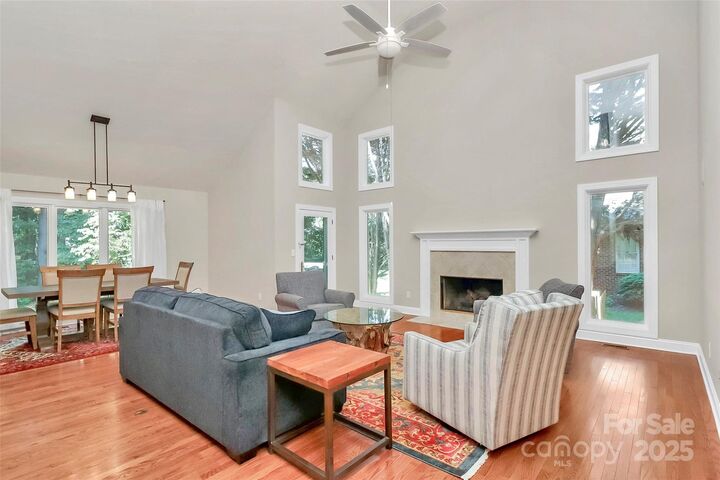 Property Photo: 109 Lynn Cove Lane NC 28117