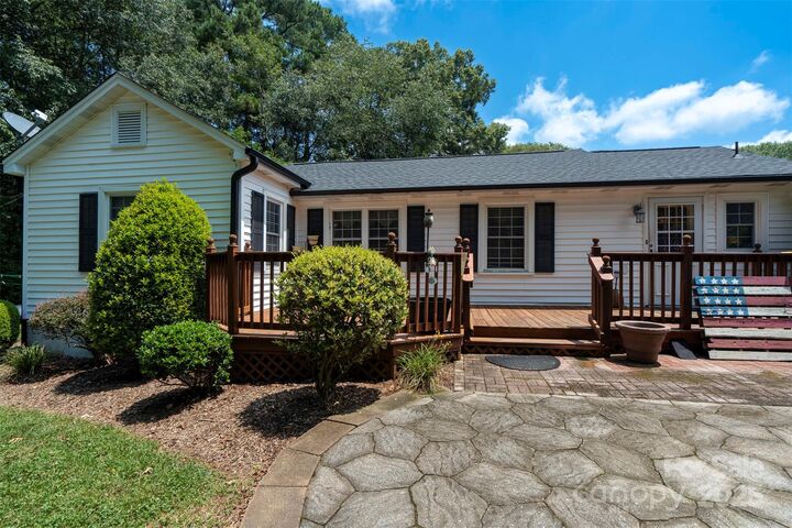 Property Photo: 3816 Alton Street NC 28078