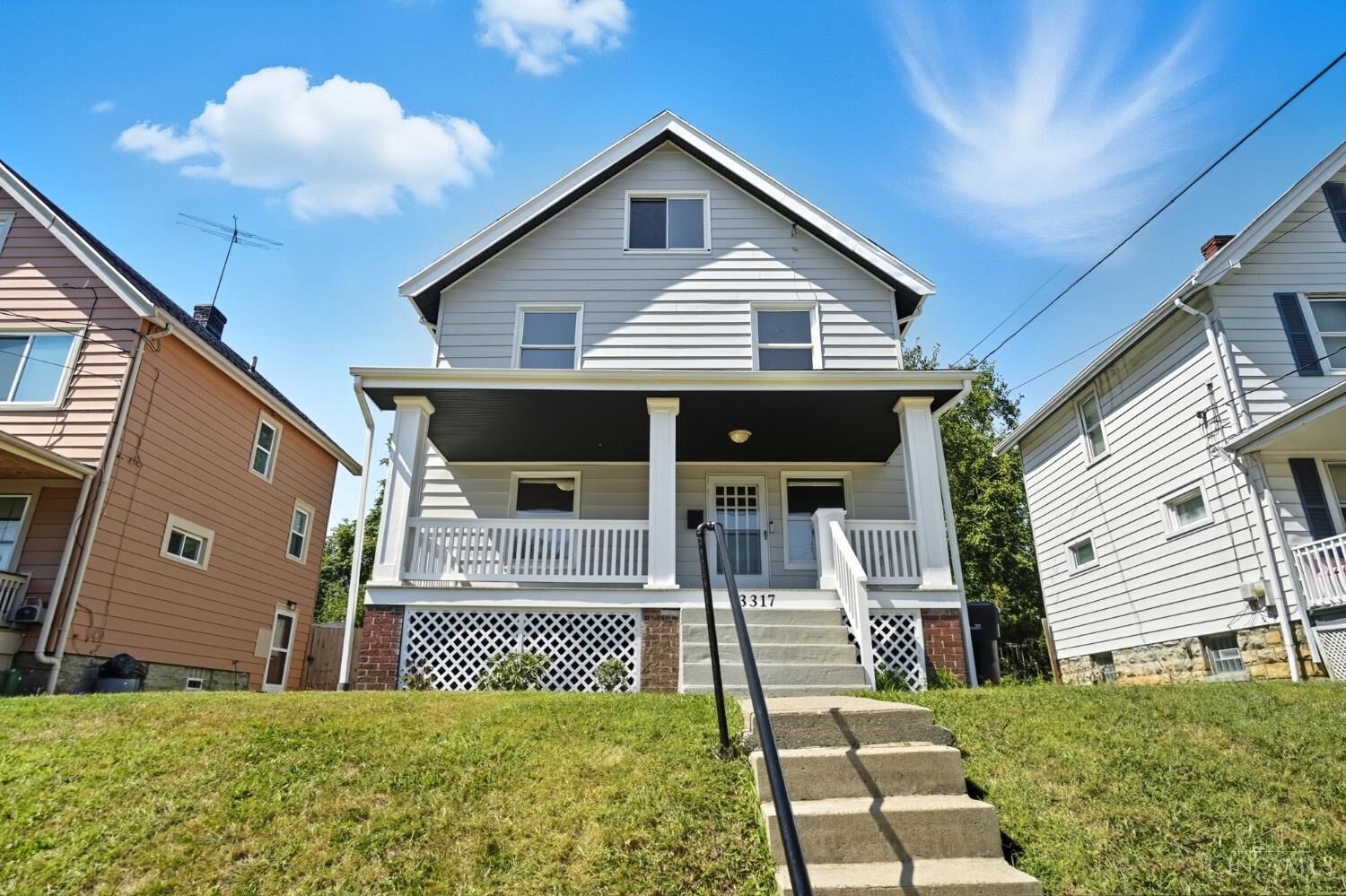 Property Photo: 3317 Bevis Avenue OH 45207