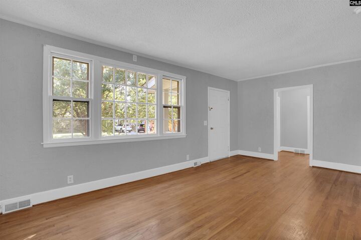 Property Photo: 215 Sandel SC 29169