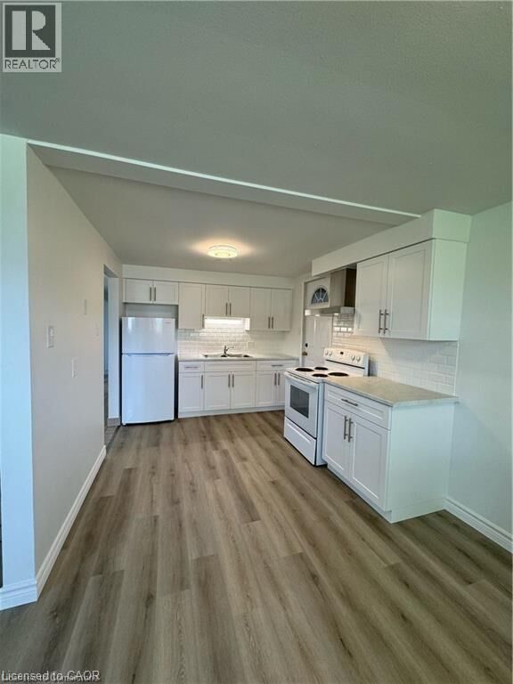Photo de la propriété:  6 Elmsdale Drive 1  ON N2E 1H6 