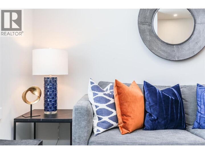 Photo de la propriété: 610 Academy Way 103 BC V1V 0H2