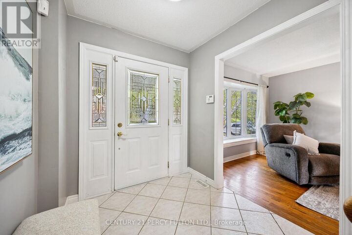 Property Photo:  232 Grandview Street South  ON L1H 7C7 