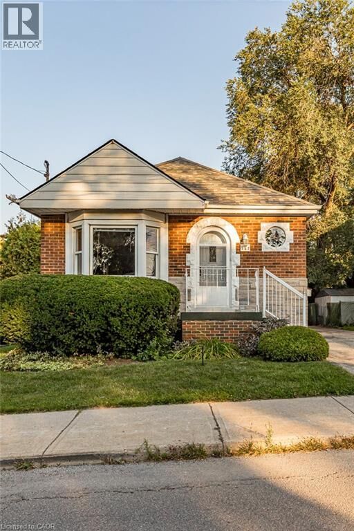Photo de la propriété: 567 Upper Sherman Avenue ON L8V 3L9
