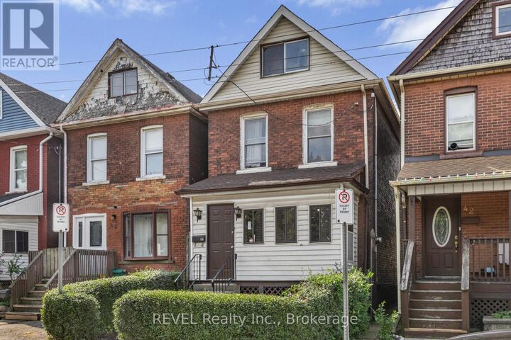 Photo de la propriété: 44 Gordon Street ON L8L 3H2