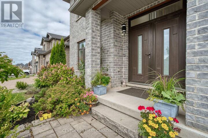 Property Photo:  754 Jackpine Way  ON N5X 0L9 