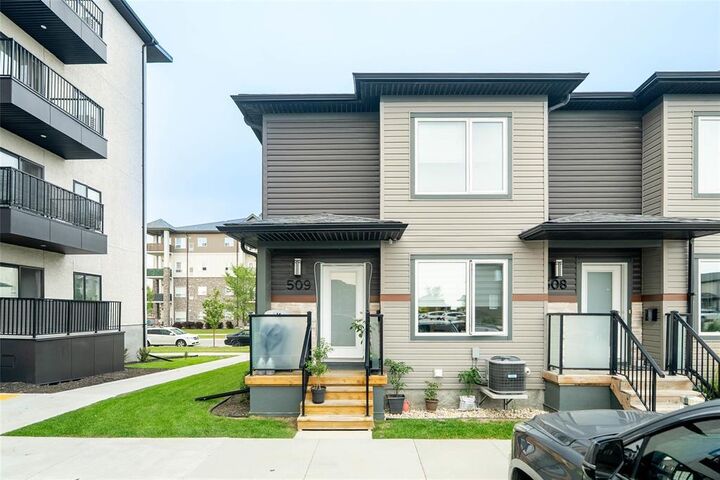 205 Peguis Street  Winnipeg MB R3W 0N2 photo