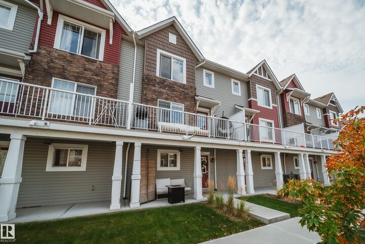 Property Photo:  2922 Maple Way NW 42  AB T5T 1A5 