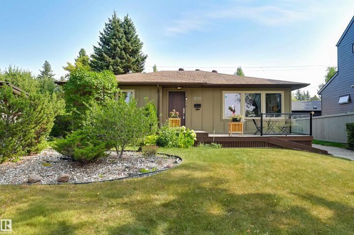 9715 143A Street NW  Edmonton AB T5N 2S8 photo