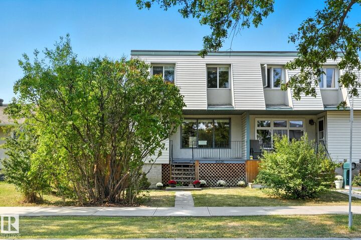10326 150 Street NW  Edmonton AB T5P 1P5 photo