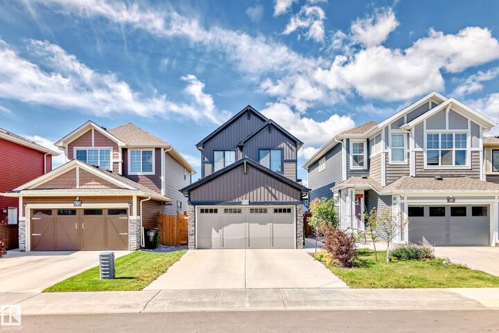 1627 Plum Circle Circle SW  Edmonton AB T6X 2X1 photo