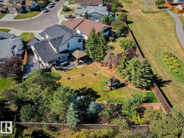 16223 98 Street NW  Edmonton AB T5X 4Y6 photo