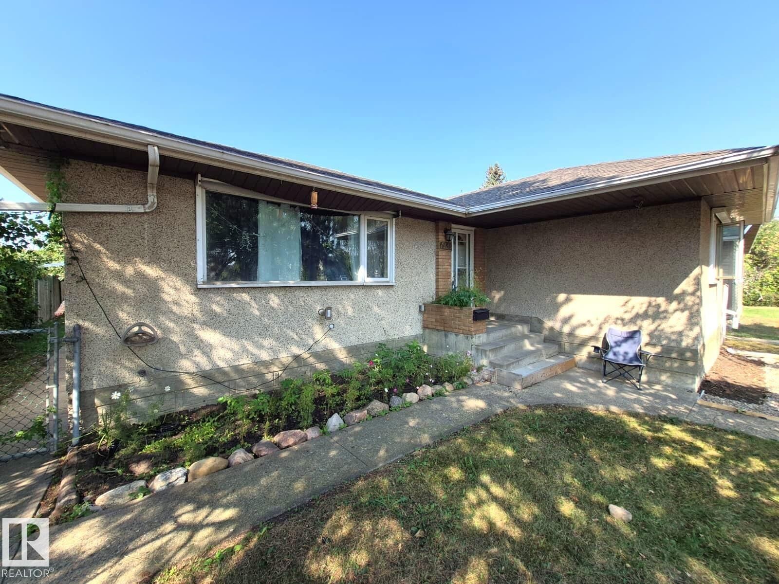 Property Photo:  7920 Argyll Road NW  AB T6C 4B1 