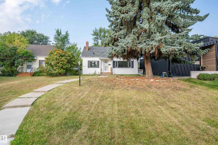 Property Photo:  10914 117 Street NW  AB T5H 3N6 