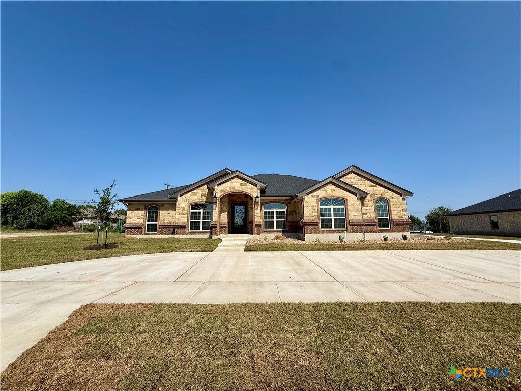 Property Photo:  5510 Kemosabe Drive  TX 76542 