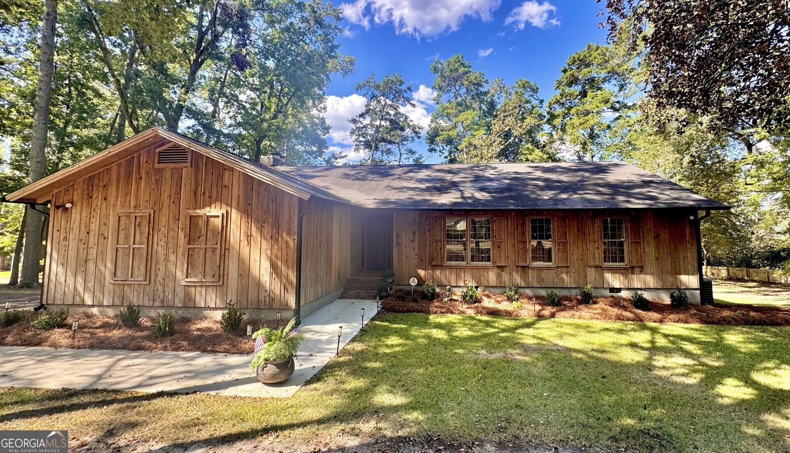 Property Photo:  289 Lake Trace Drive  GA 31757 