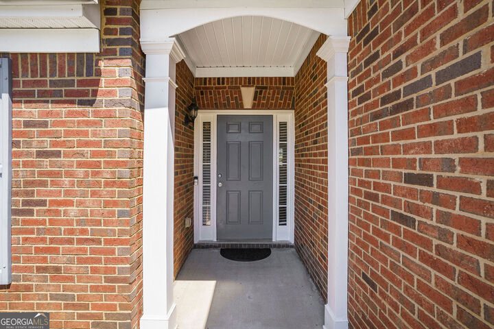 Property Photo:  90 Valley Brook Drive  GA 30016 
