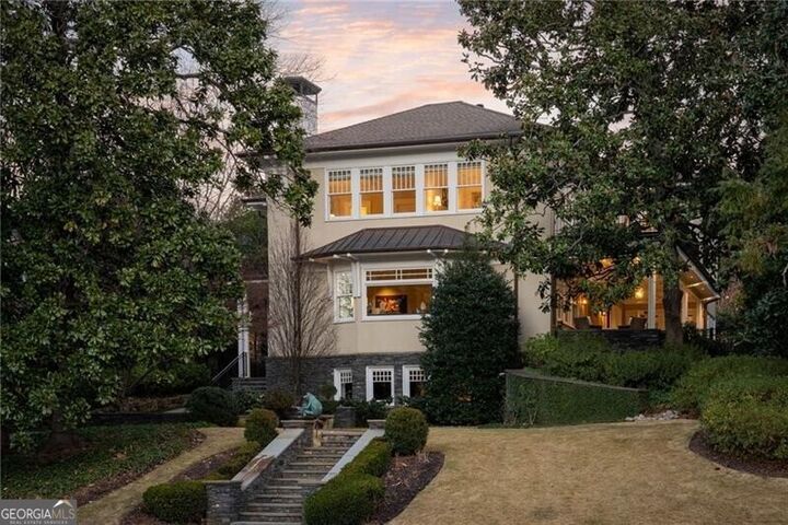 81 Peachtree Circle  Atlanta GA 30309 photo