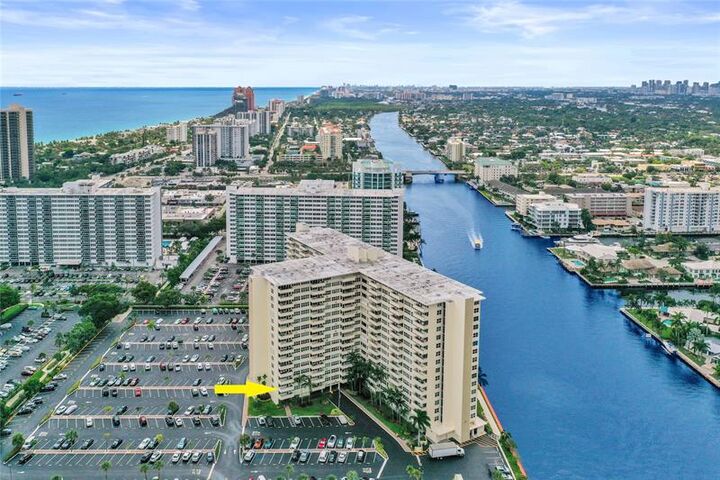 Property Photo: 3200 NE 36th St 315 FL 33308