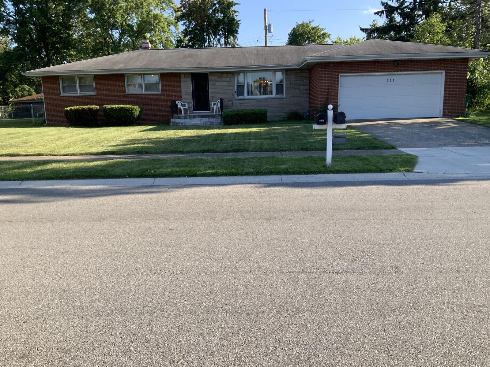 Property Photo:  521 E 53rd Avenue  IN 46410 